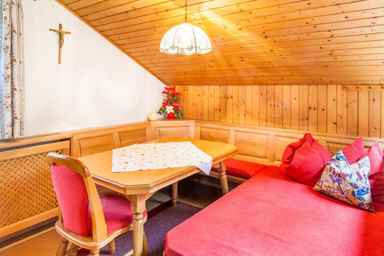 Pferdehof Almgut Apartamento Faistenau Exterior foto
